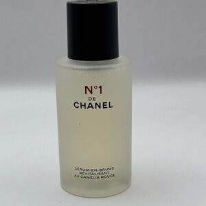 N°1 DE CHANEL Red Camellia Revitalizing Serum-in-Mist
